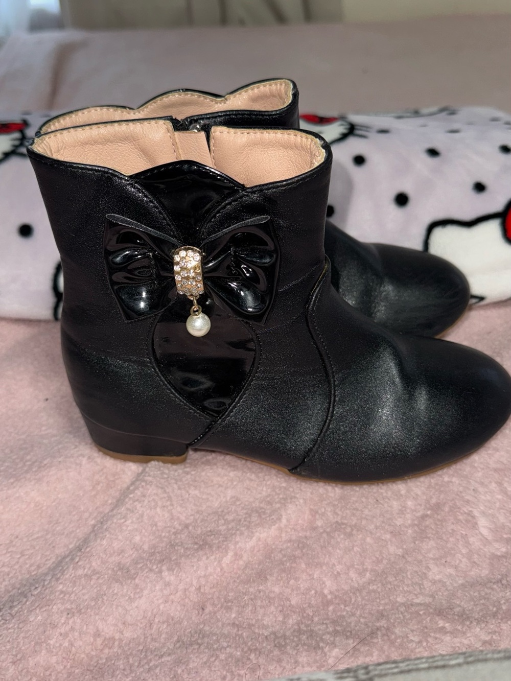 SHEIN Black Bow & Pearl Charm Kids Ankle Boots